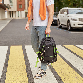 Рюкзак BRAUBERG HIGH SCHOOL универсальный, 3 отделения, "Акцент", черный/салатовый, 46х31х18 см, 270761