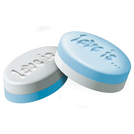 Освежающее драже Love is... со вкусом мяты, в пластиковой упаковке 45г