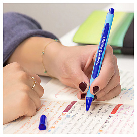 Ручка шариковая неавтоматическая Schneider Slider Edge F синяя (толщина линии письма 0.4 мм)